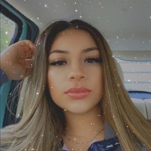 Meet your Posher, Wrlld